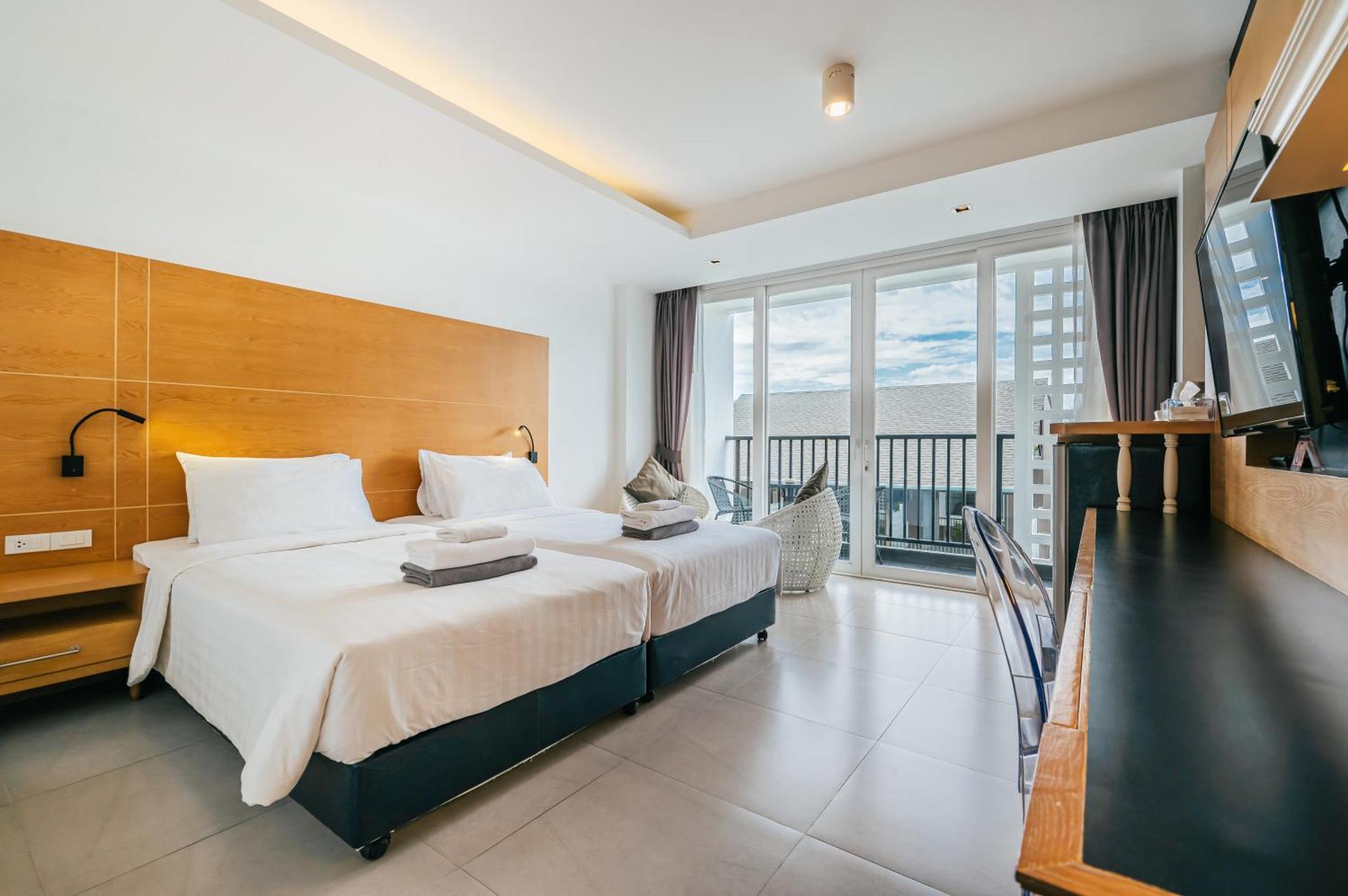 Vivace Hotel Камала Бийч Екстериор снимка